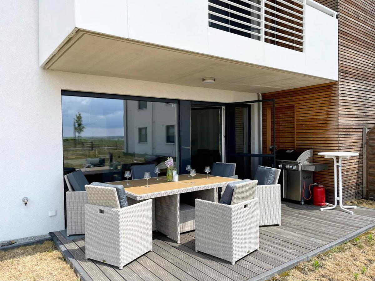 Exklusives Apartment Mit Blick Auf Den See グロースレッシェン エクステリア 写真